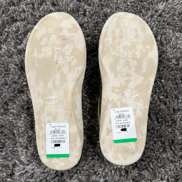 Dr. Scholl's Shoes Women's Cozy Vibes Slipper in Green, Size 7 - Picture 6 of 6